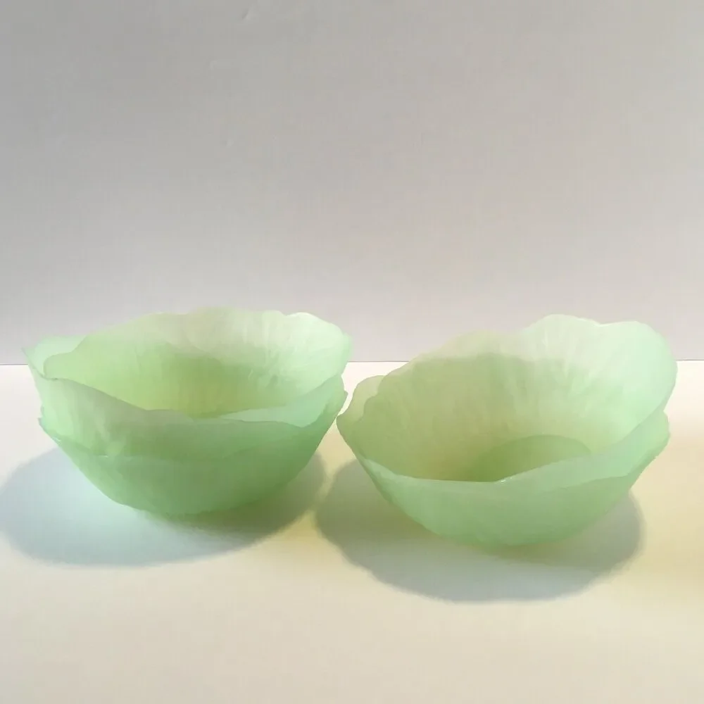 Vintage Plastic Cabbage Bowls Set of 5 Light Green Nut Fruit Side Bowls